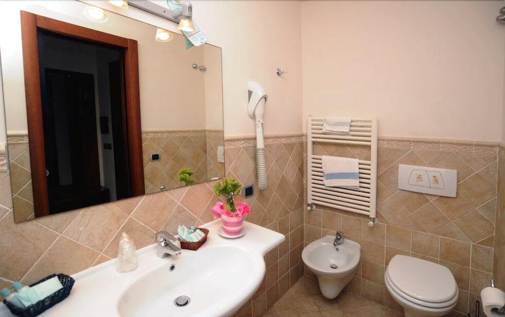 Hotel La Sirenetta Tortoreto Kültér fotó