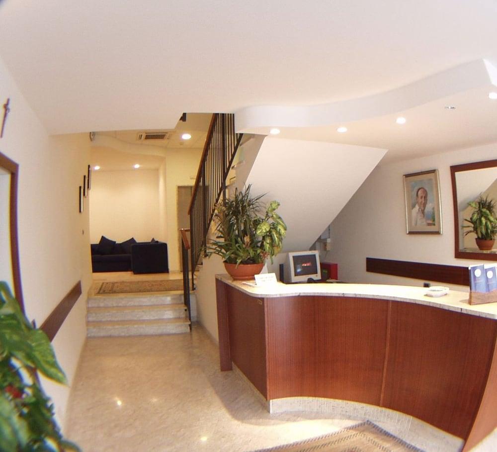Hotel La Sirenetta Tortoreto Kültér fotó